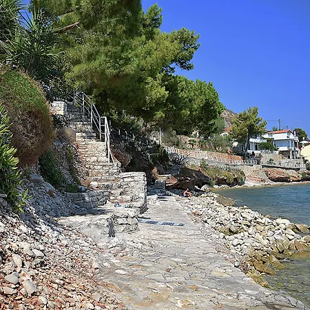 Meli Apartments&villas *