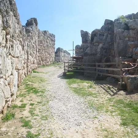 Διαμέρισμα Meli & *