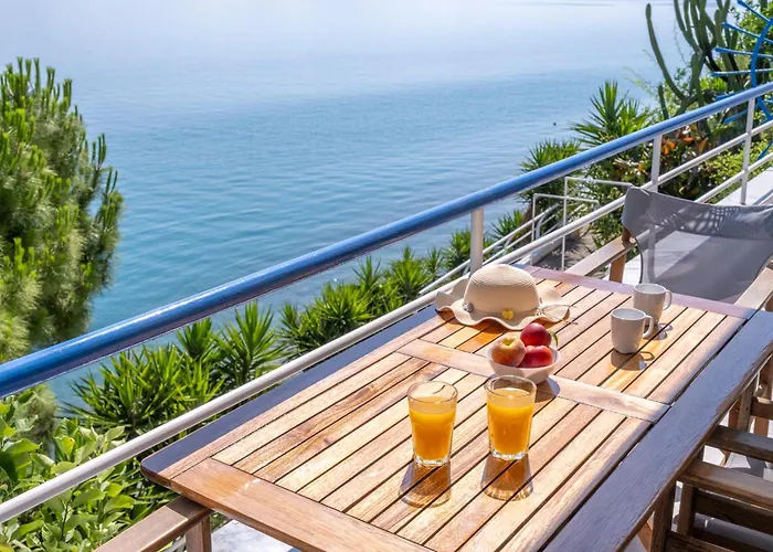 Meli & 公寓 Kivérion